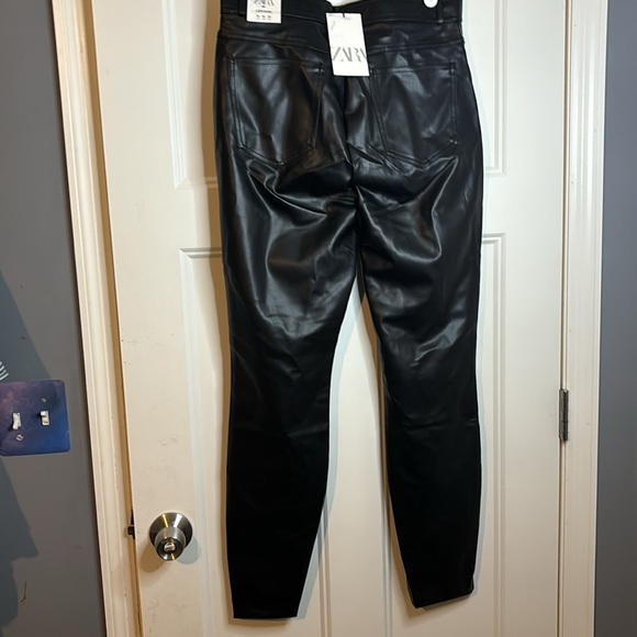 Zara High Rise Skinny Ankle Zipper
Black Faux Leather Pants - Picture 6 of 7